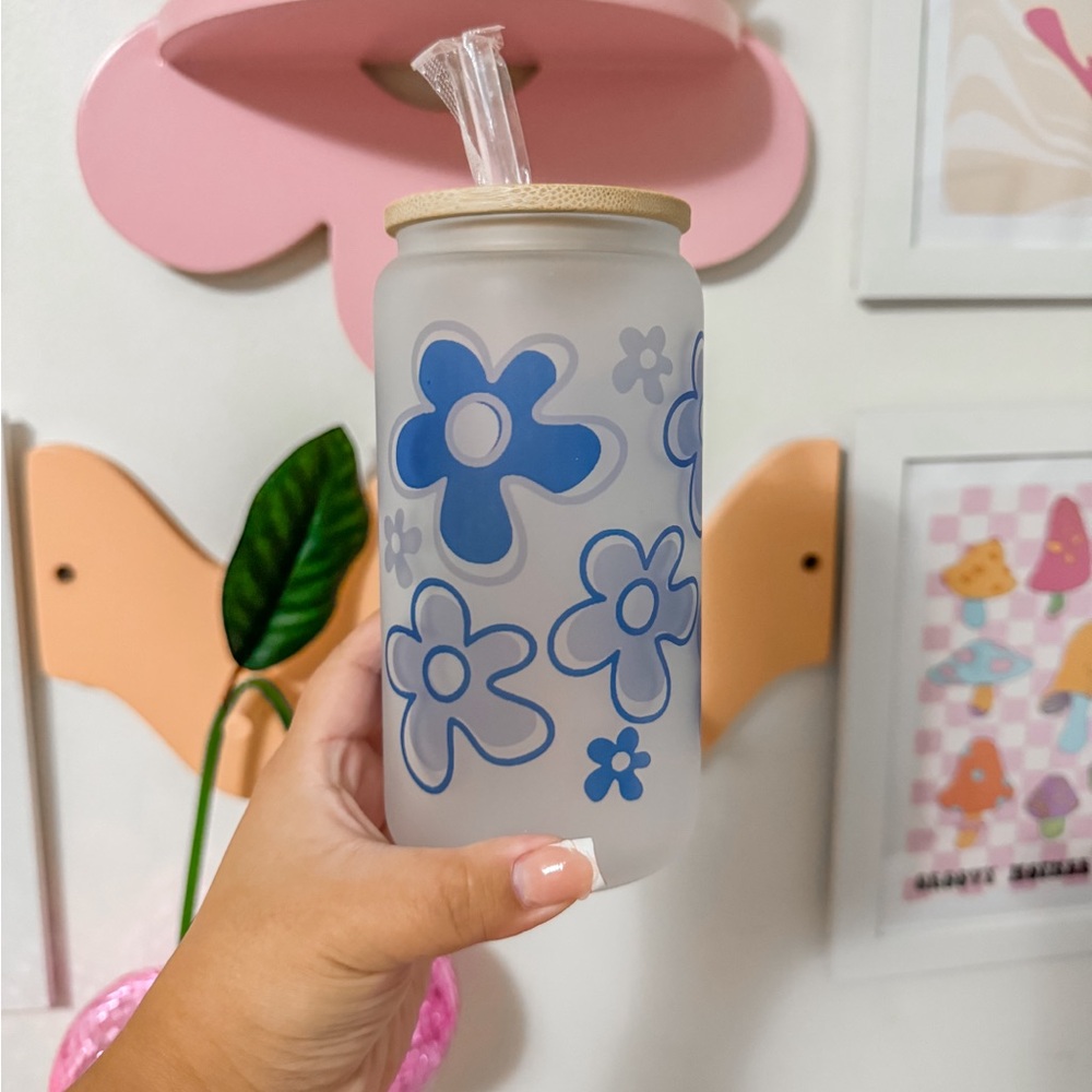 Blue Floral Frosted Cup
